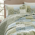 Load image into Gallery viewer, 100% Cotton Vintage Farmhouse Floral Quilt Set