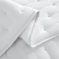 Load image into Gallery viewer, Puffy Dot Quilt