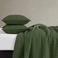 Load image into Gallery viewer, 100% Cotton Cloud Ladder Quilt
