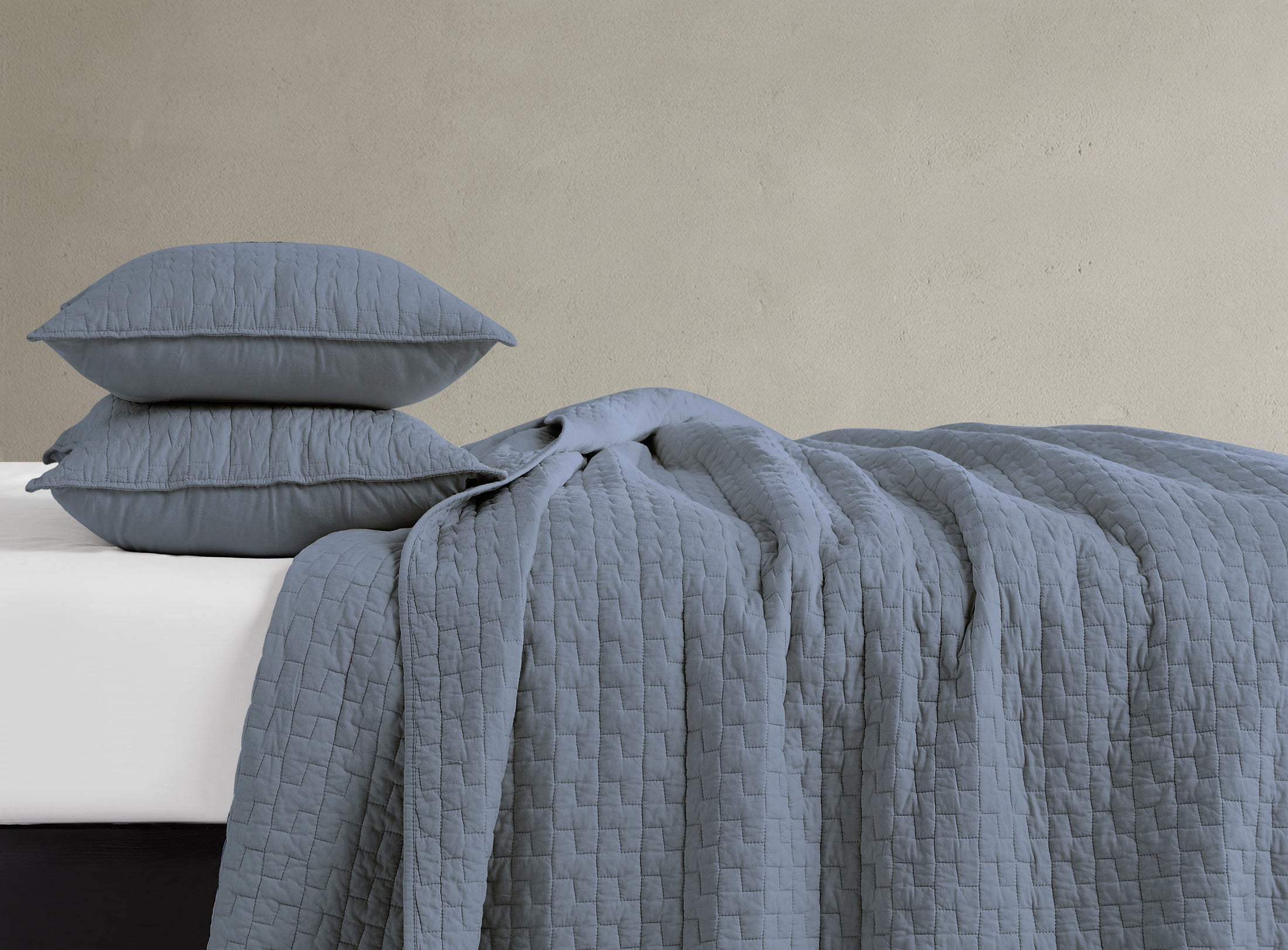100% Cotton Cloud Ladder Quilt
