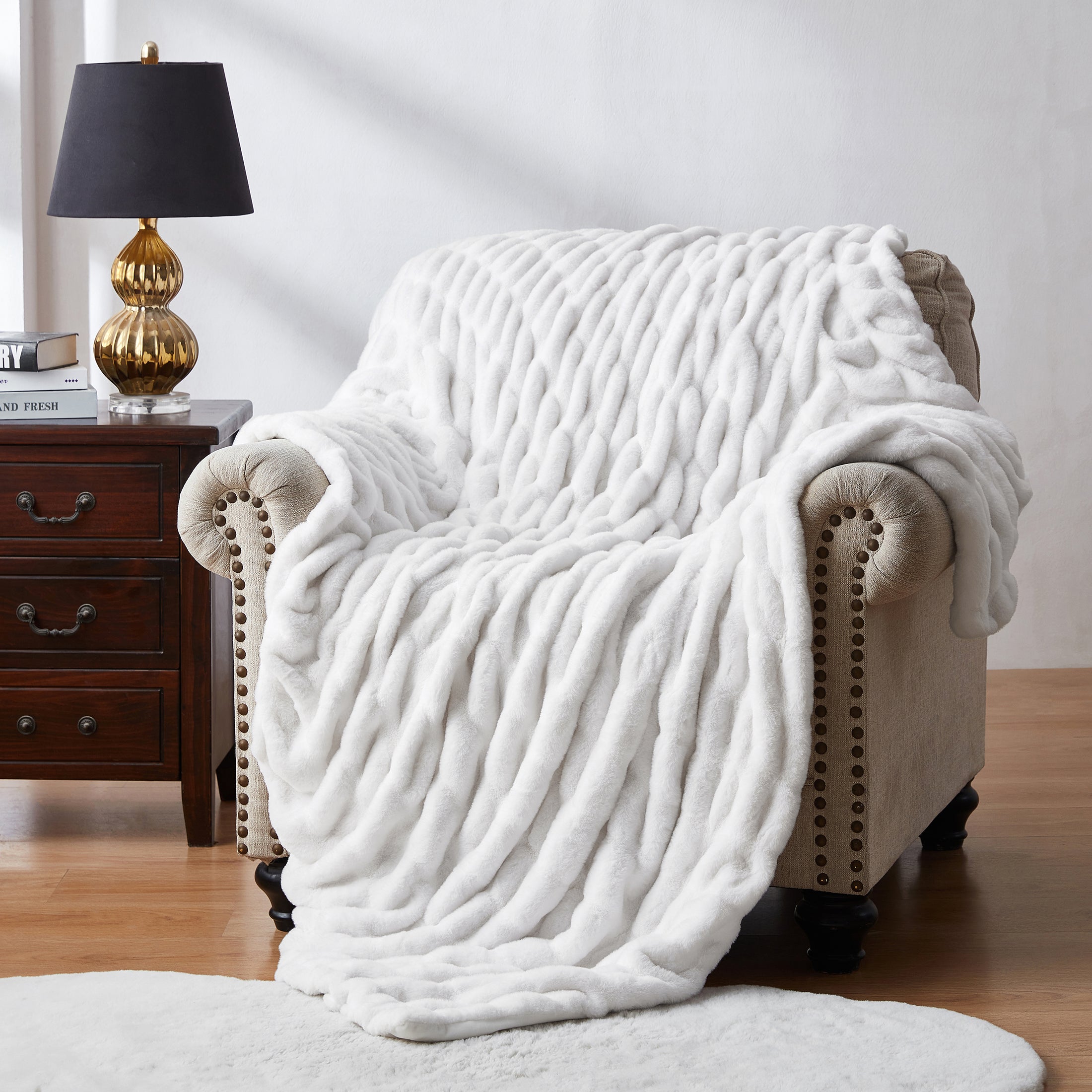 Fluffy Faux Fur Throw Blanket
