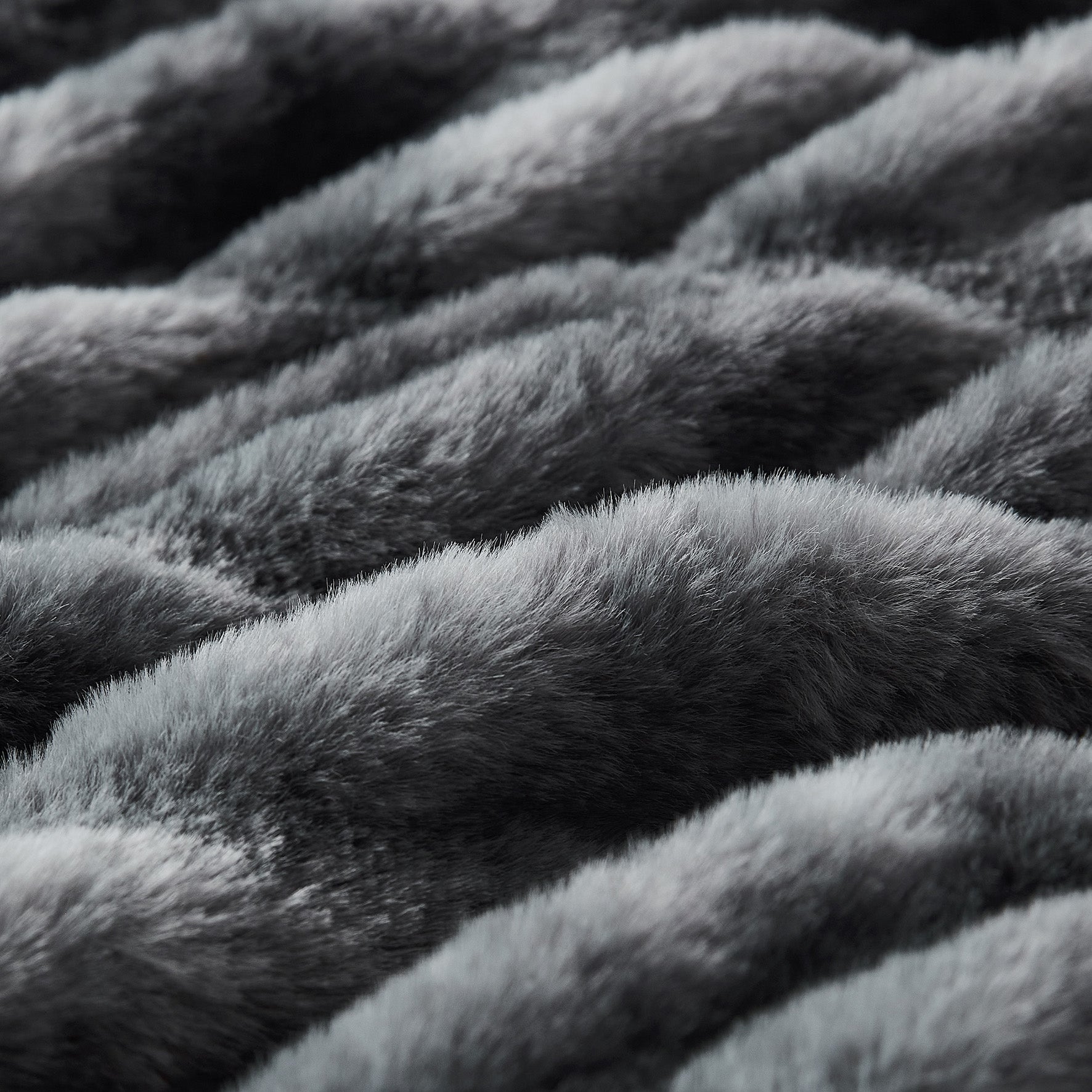 Fluffy Faux Fur Throw Blanket