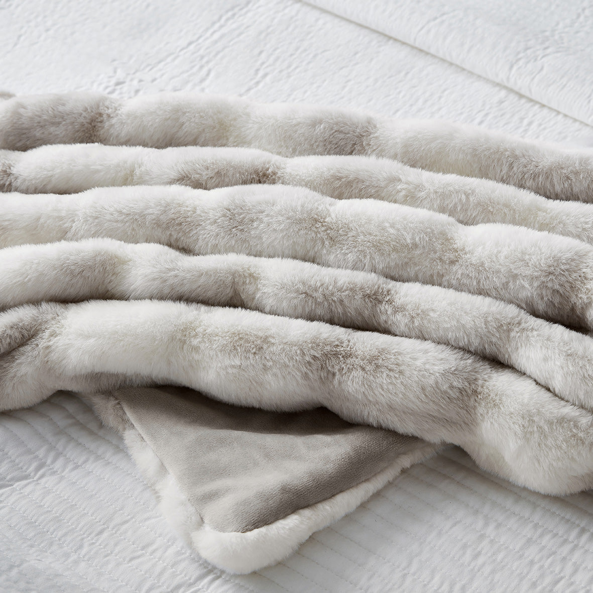 Fluffy Faux Fur Throw Blanket
