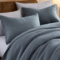 Load image into Gallery viewer, 100% Cotton Stripe Quilt

