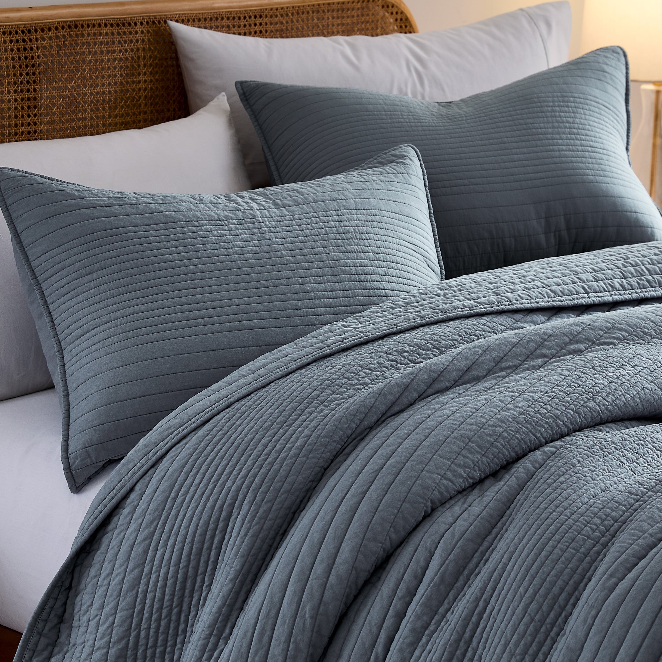 100% Cotton Stripe Quilt