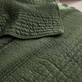 Load image into Gallery viewer, 100% Cotton Stripe Quilt
