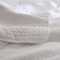Load image into Gallery viewer, 100% Cotton Stripe Quilt

