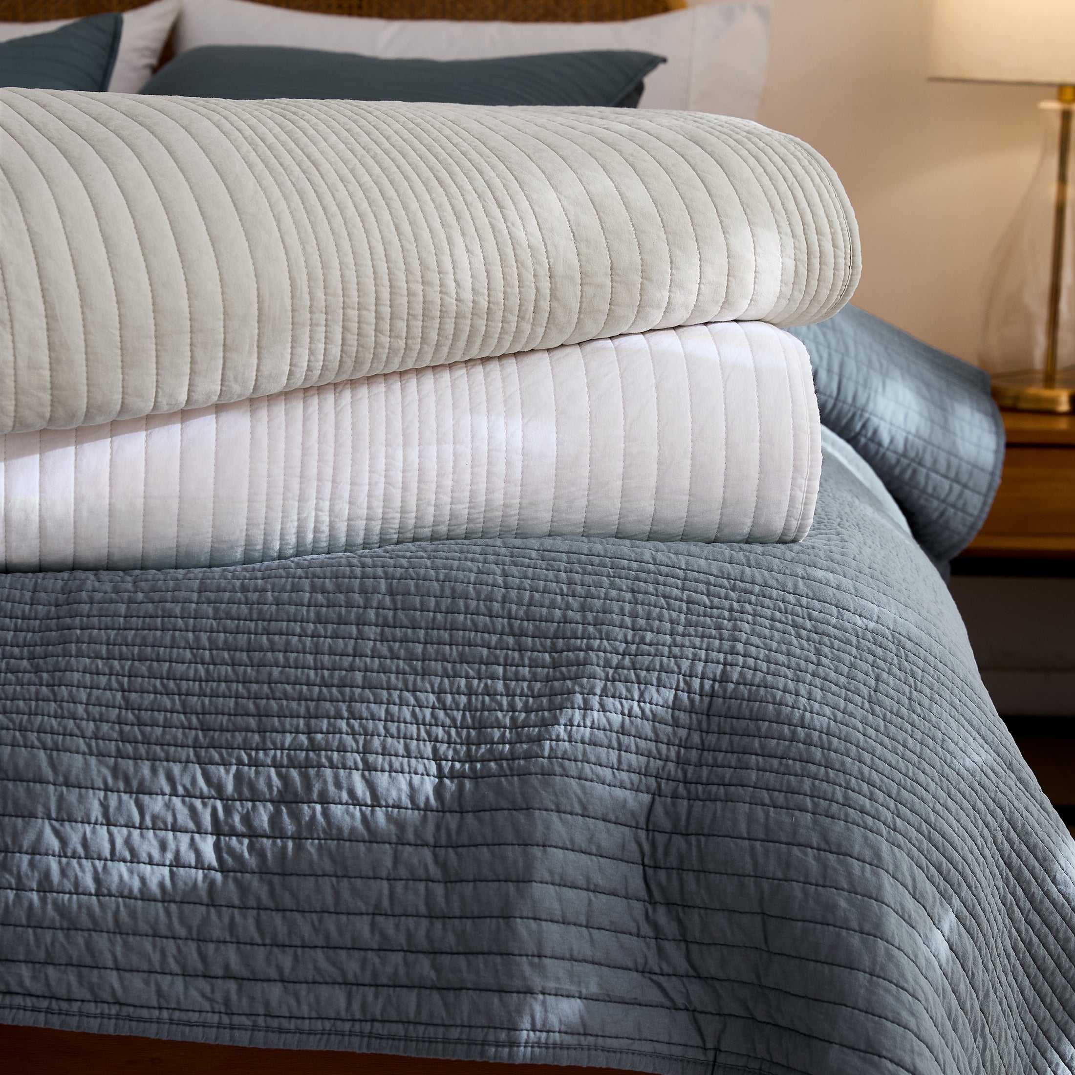 100% Cotton Stripe Quilt