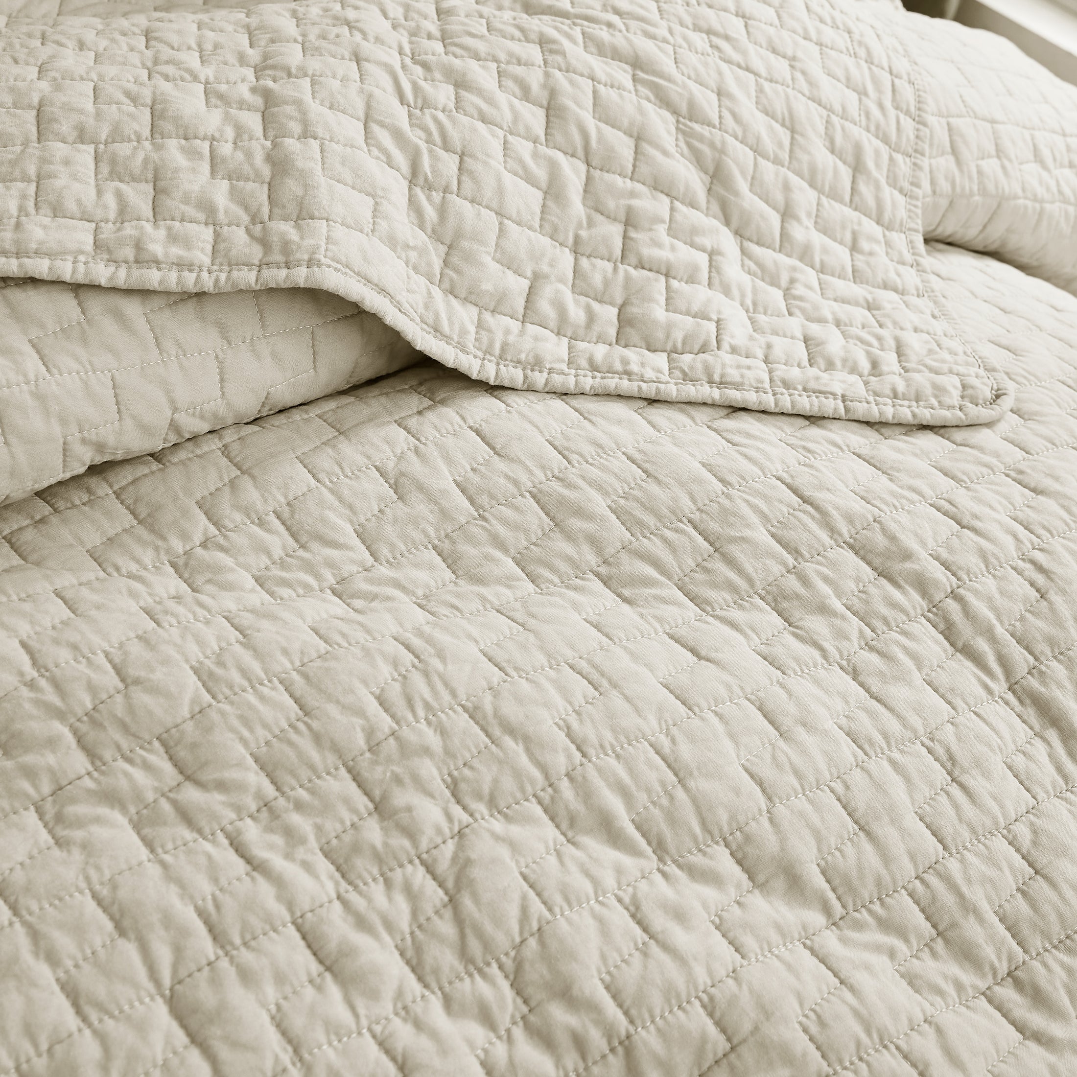 100% Cotton Cloud Ladder Quilt