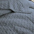 Load image into Gallery viewer, 100% Cotton Cloud Ladder Quilt
