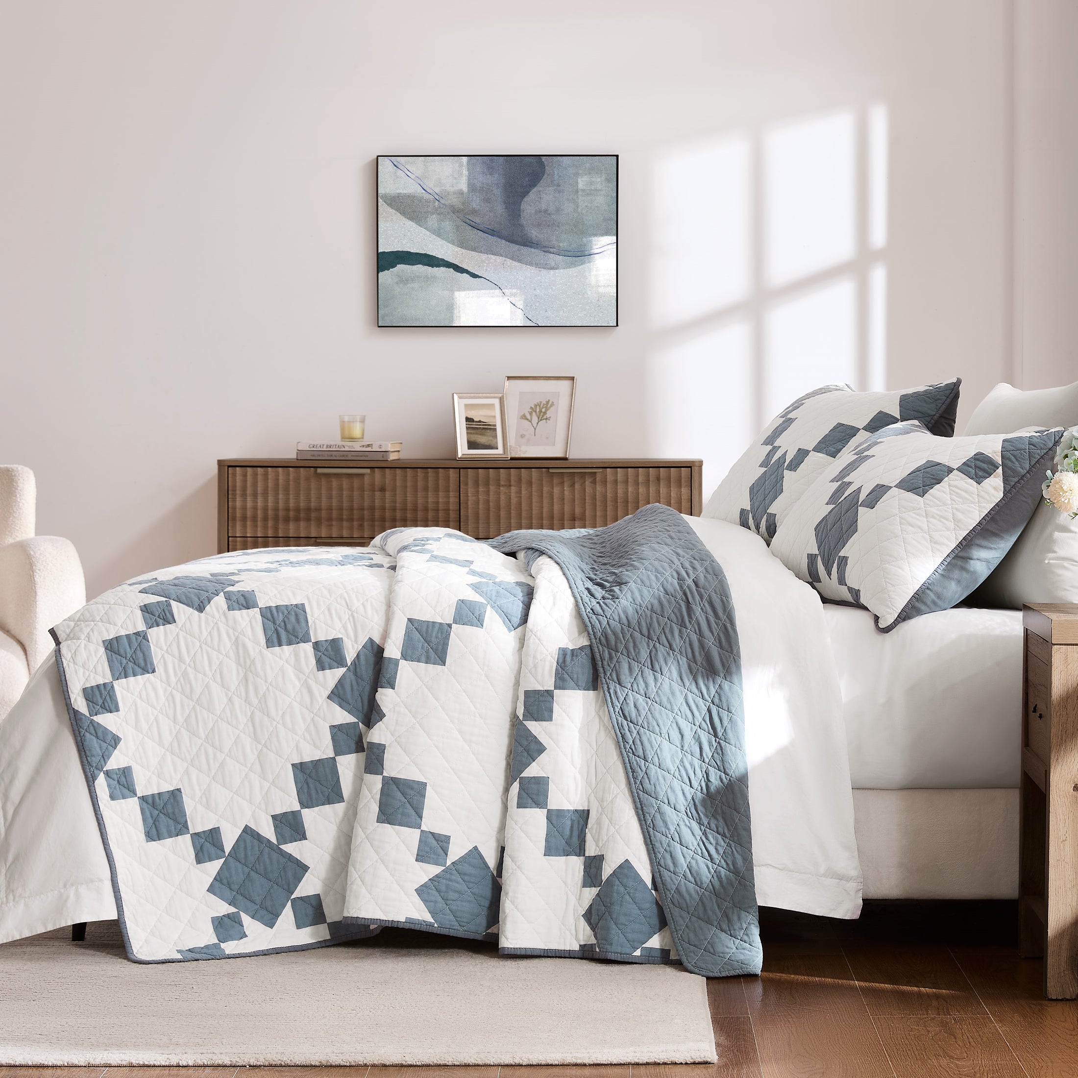 100% Cotton Vintage Farmhouse Block Print Quilt (Red/Blue)