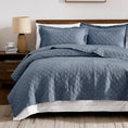 Load image into Gallery viewer, 100% Cotton Ruffled Quilt Set with Diamond Pattern
