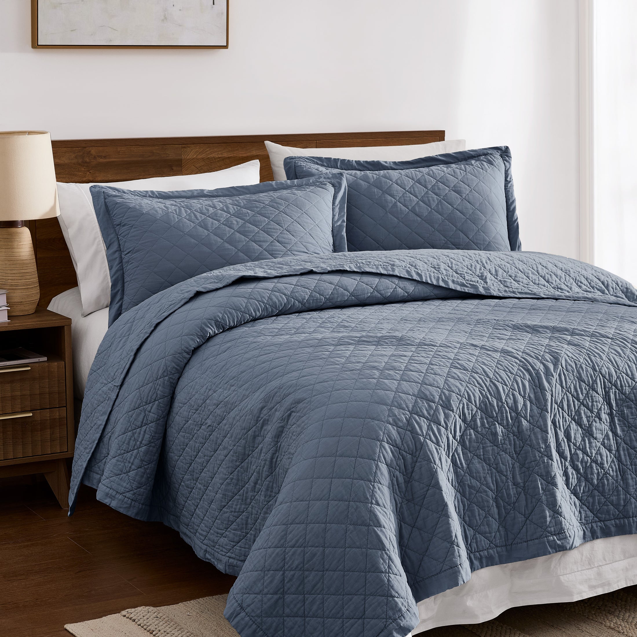 100% Cotton Ruffled Quilt Set with Diamond Pattern