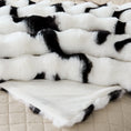 Load image into Gallery viewer, Faux Fur Leopard Blanket
