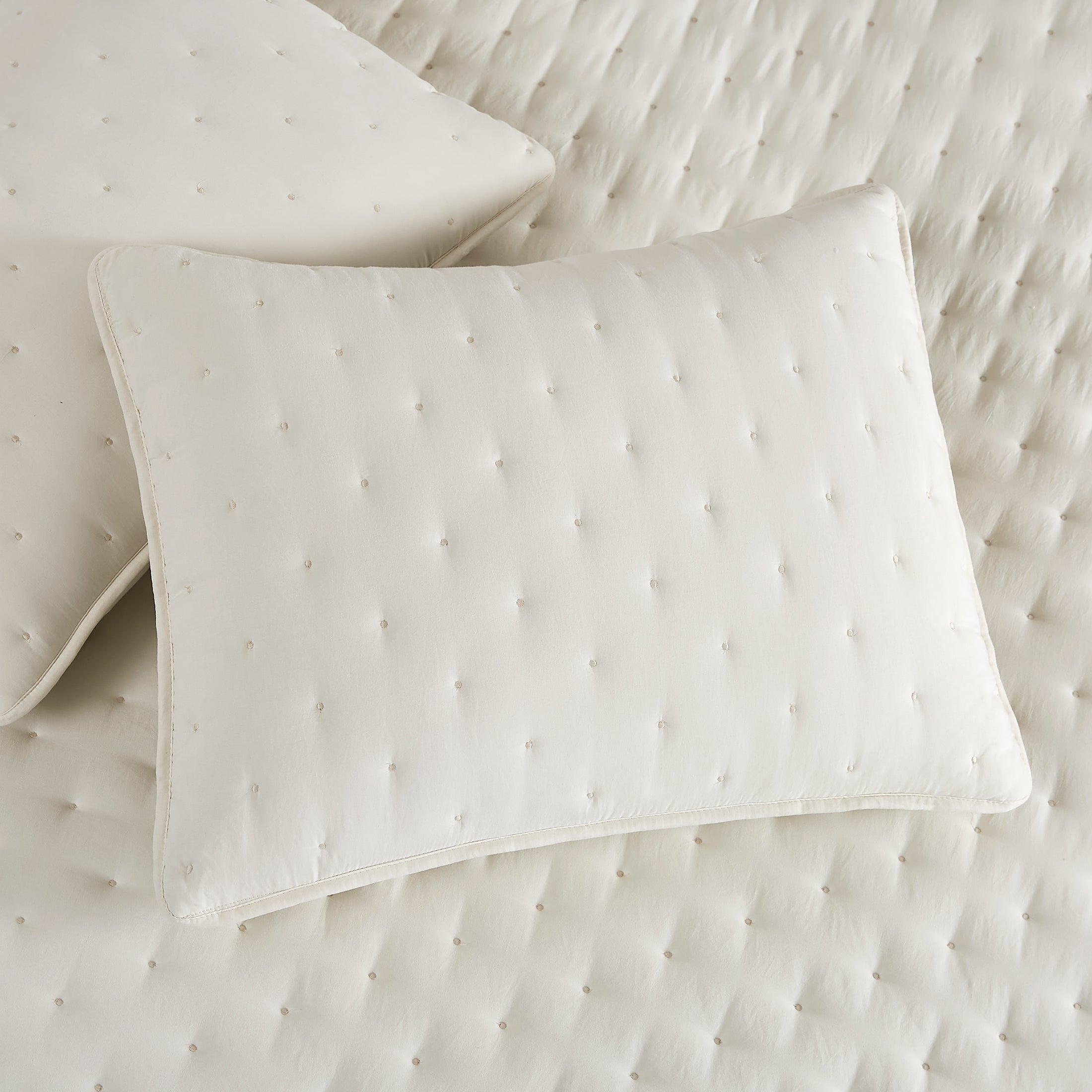 Puffy Dot Quilt