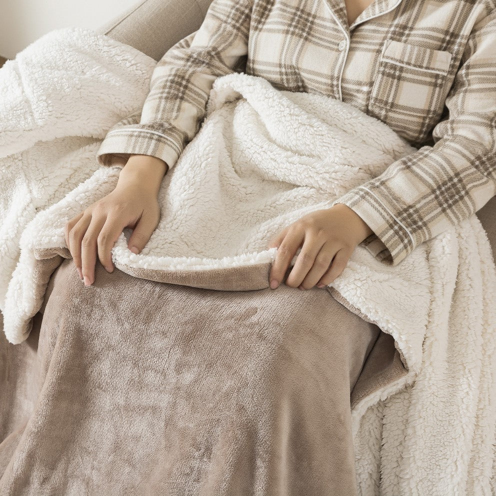 Reversible Sherpa Fleece Throw Blanket