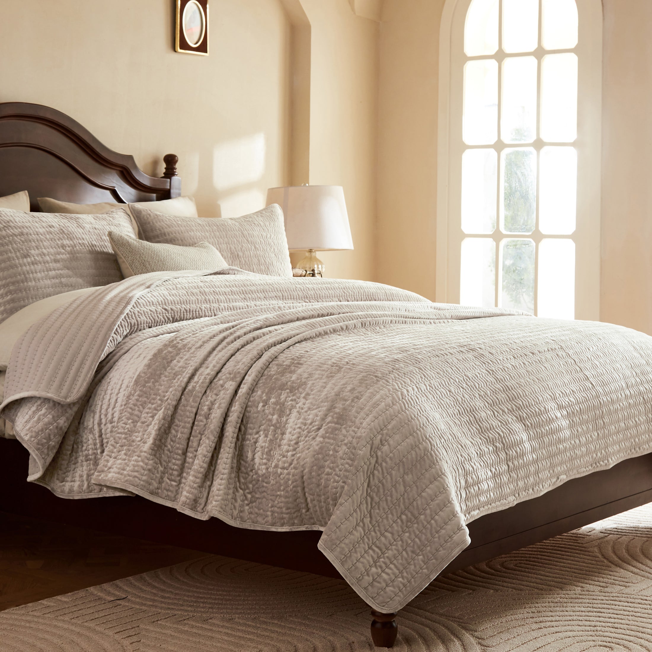 Kingston Velvet Quilt Set