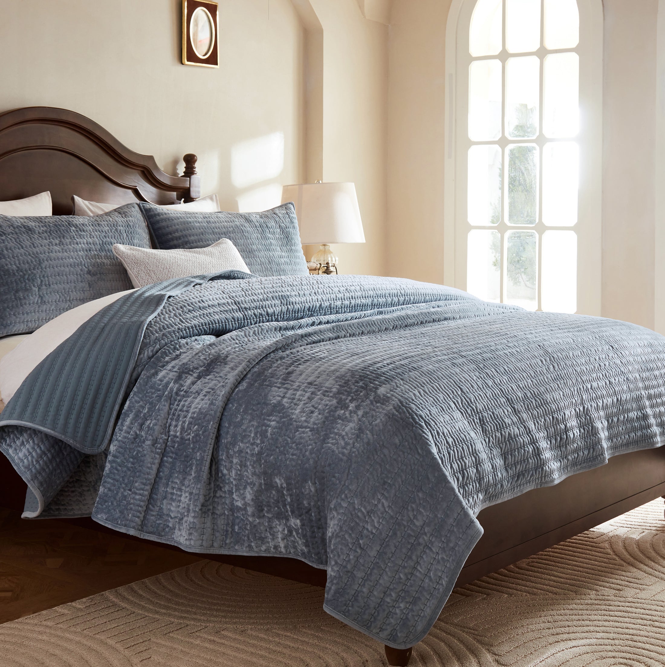 Kingston Velvet Quilt Set