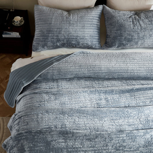 Kingston Velvet Quilt Set