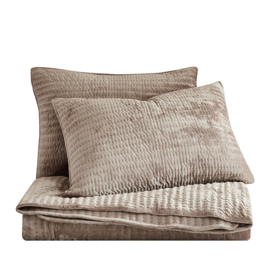 Kingston Velvet Quilt Set