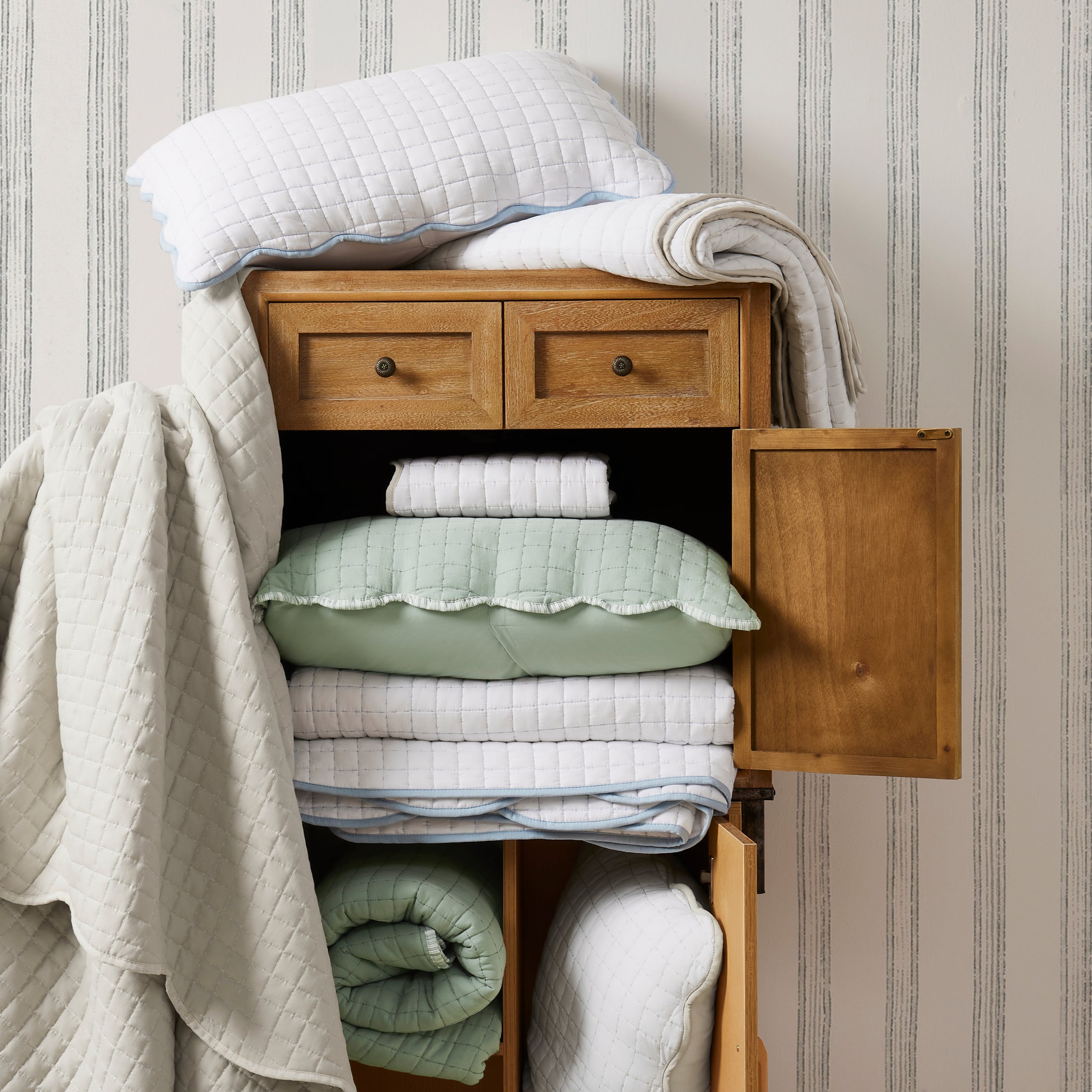 Scalloped Coastal Quilt