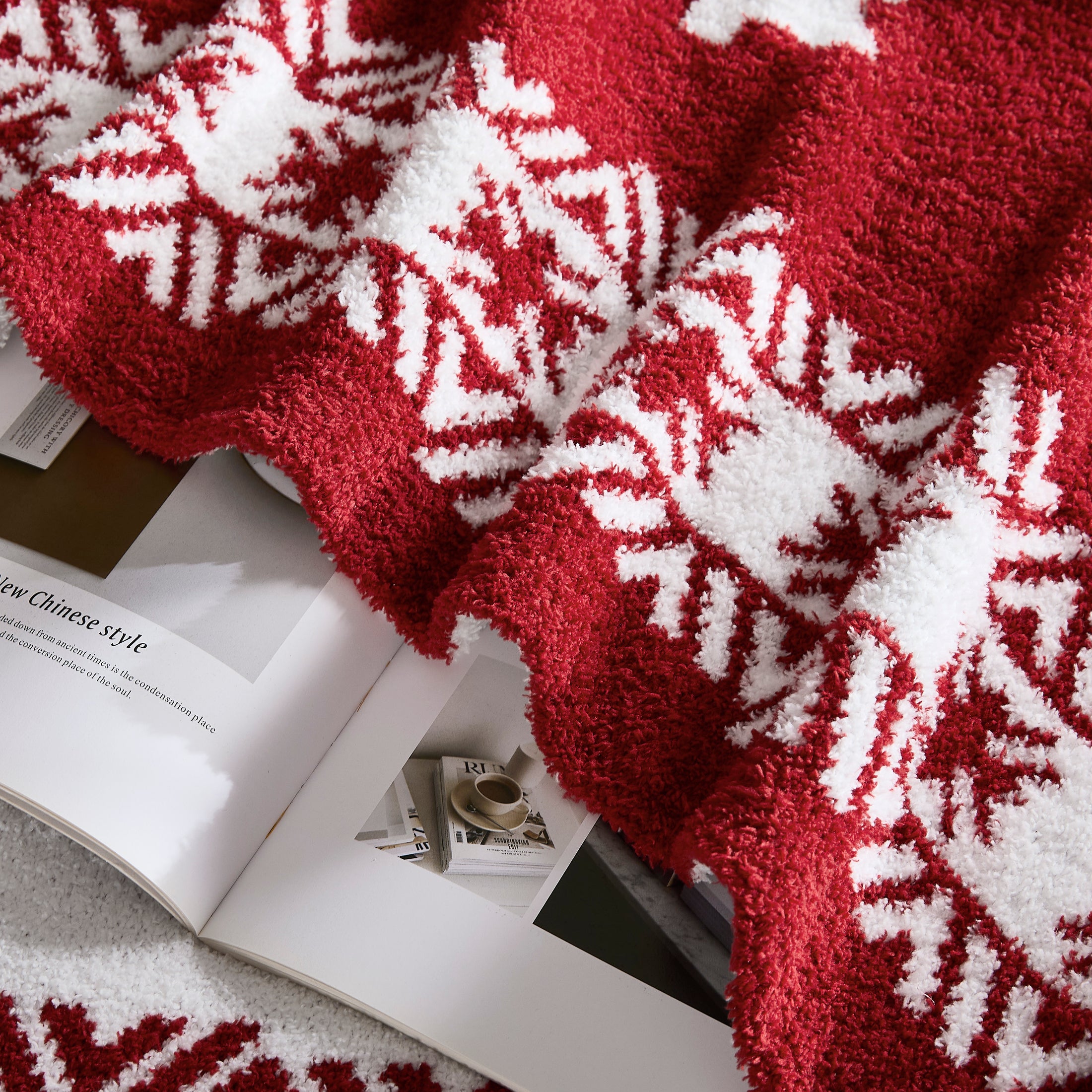 Reversible Christmas Knit Blanket