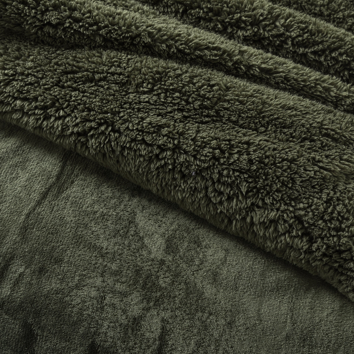 Thick Fleece Comforter Set