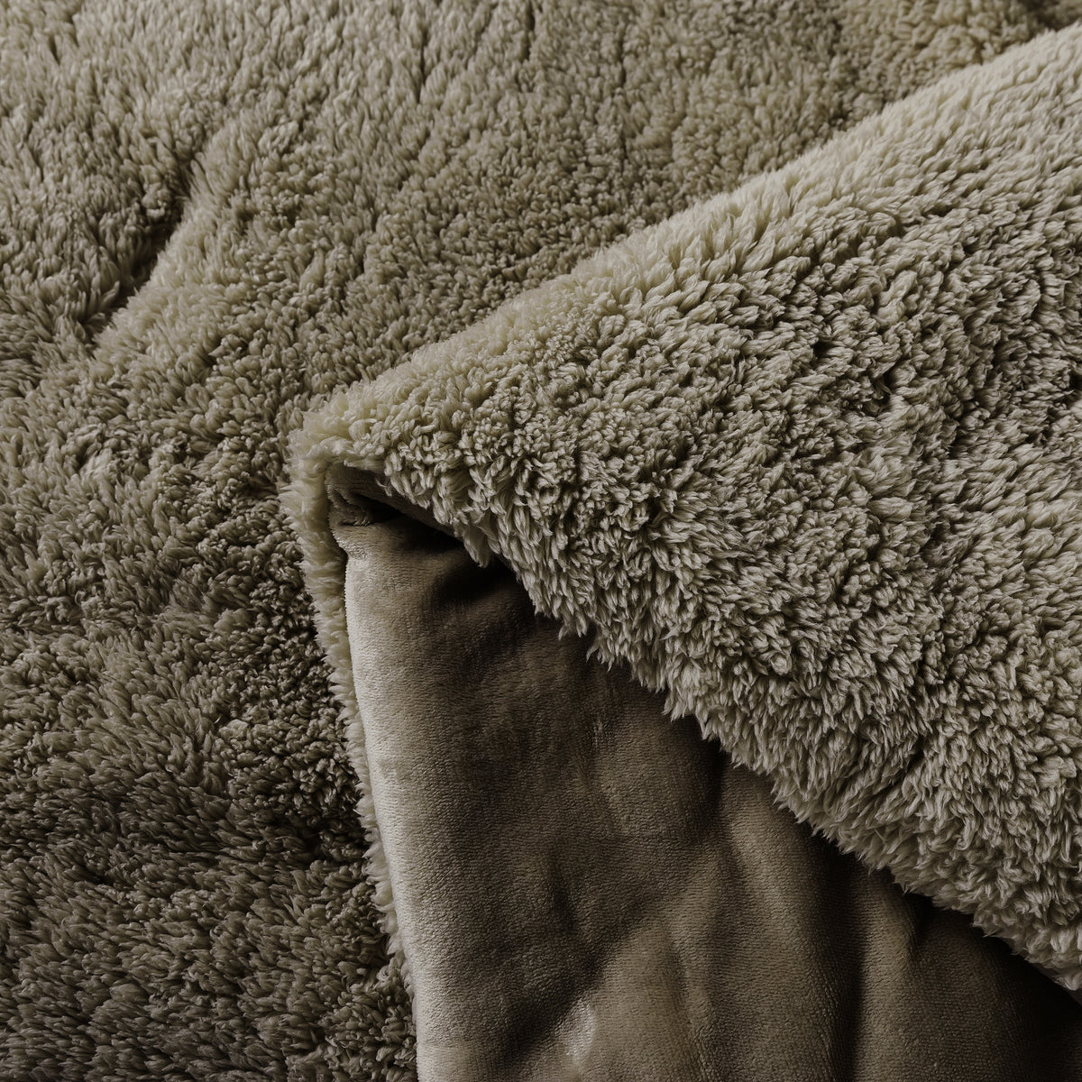 Thick Fleece Comforter Set