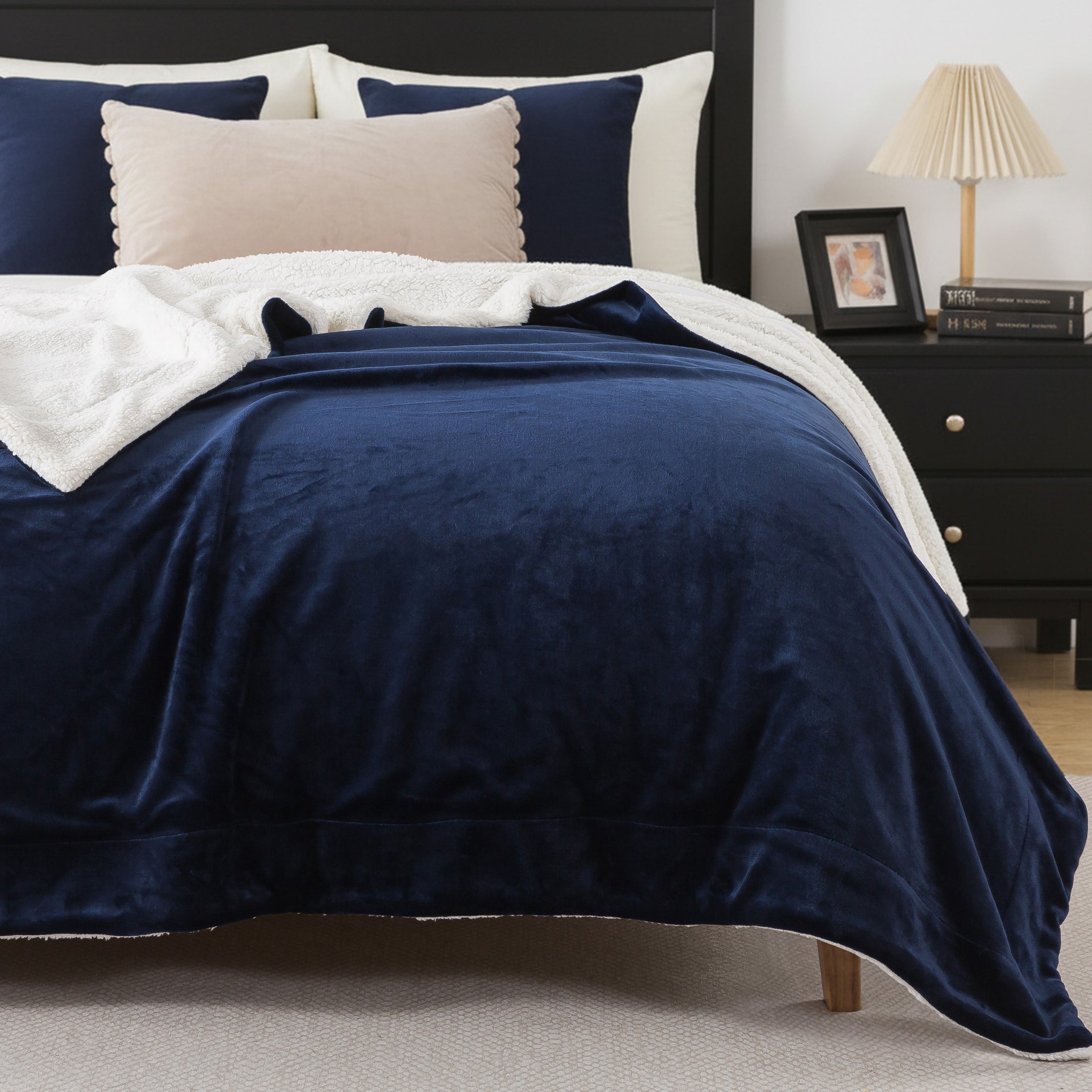 Reversible Sherpa Fleece Throw Blanket