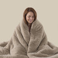 Load image into Gallery viewer, Thick Fleece Comforter Set

