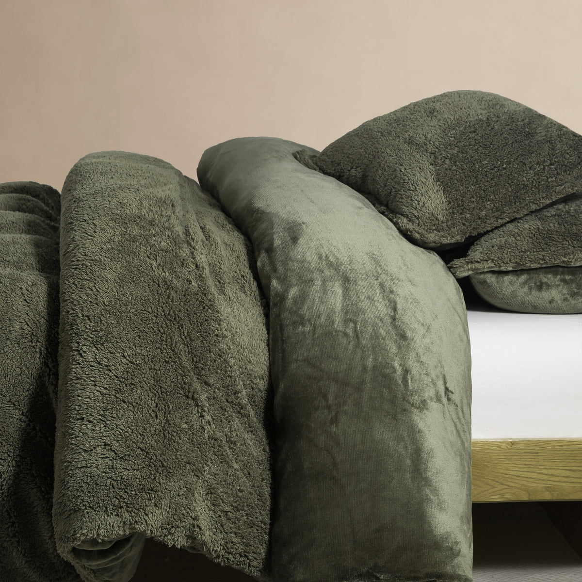 Thick Fleece Comforter Set