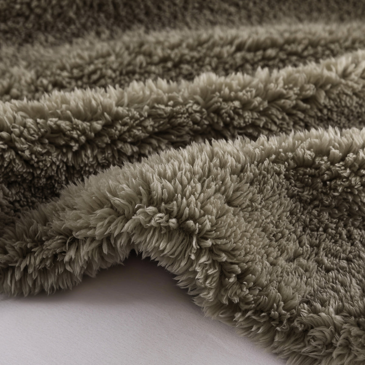 Thick Fleece Comforter Set