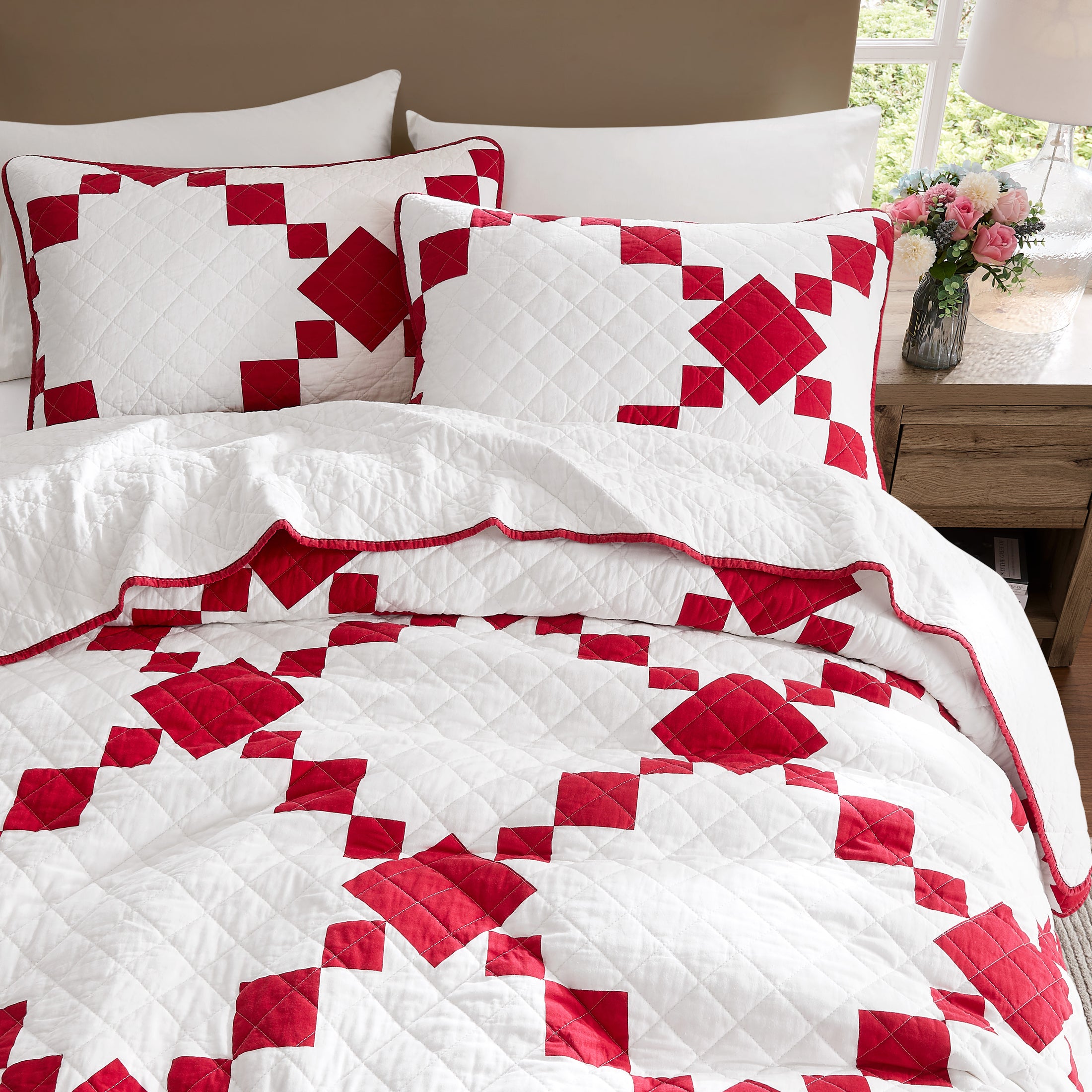 100% Cotton Vintage Farmhouse Block Print Quilt (Red/Blue)