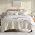 Load image into Gallery viewer, Scalloped Coastal Quilt
