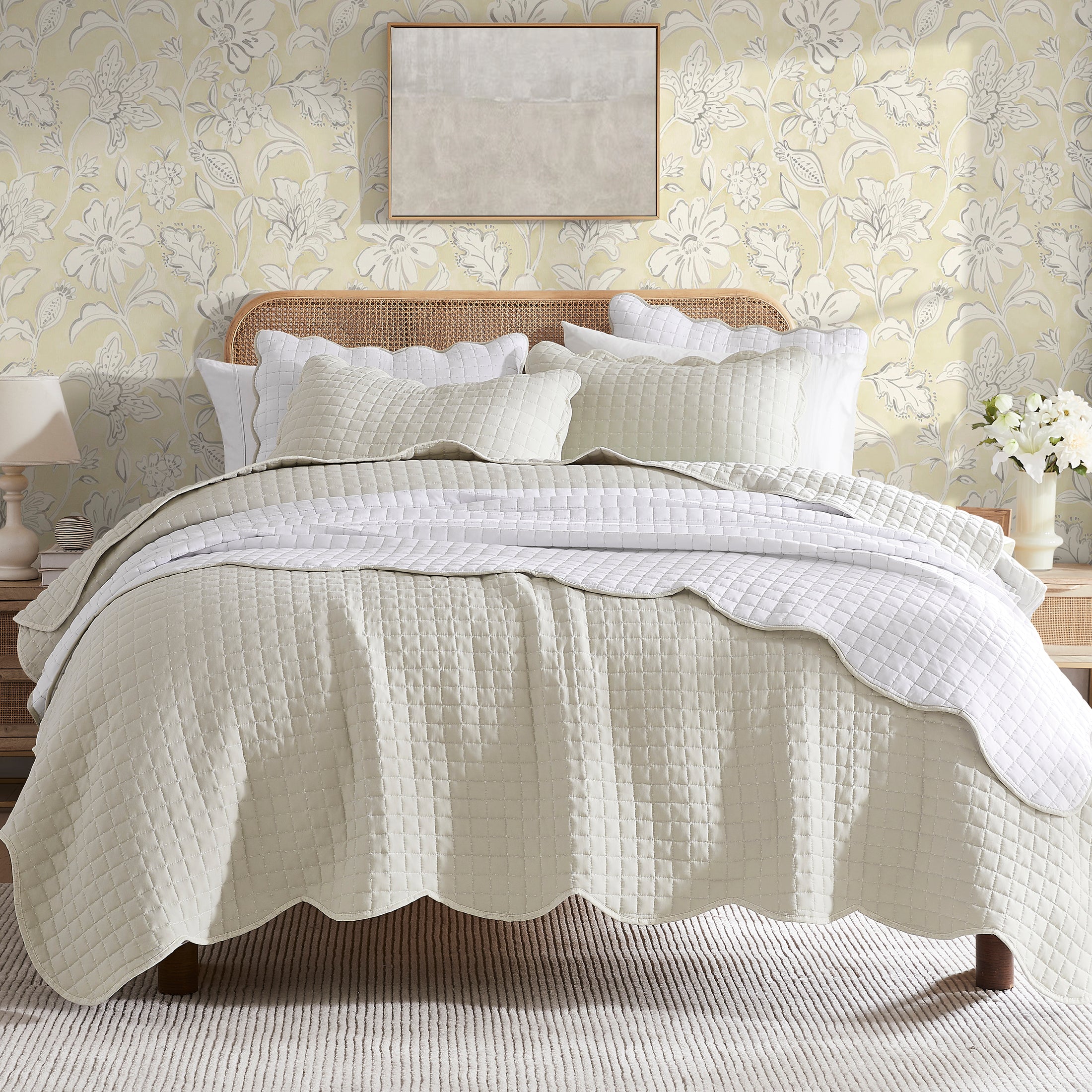 Scalloped Coastal Quilt