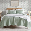 Load image into Gallery viewer, Scalloped Coastal Quilt
