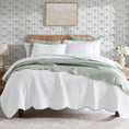 Load image into Gallery viewer, Scalloped Coastal Quilt
