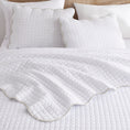 Load image into Gallery viewer, Scalloped Coastal Quilt
