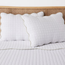 Scalloped Coastal Quilt