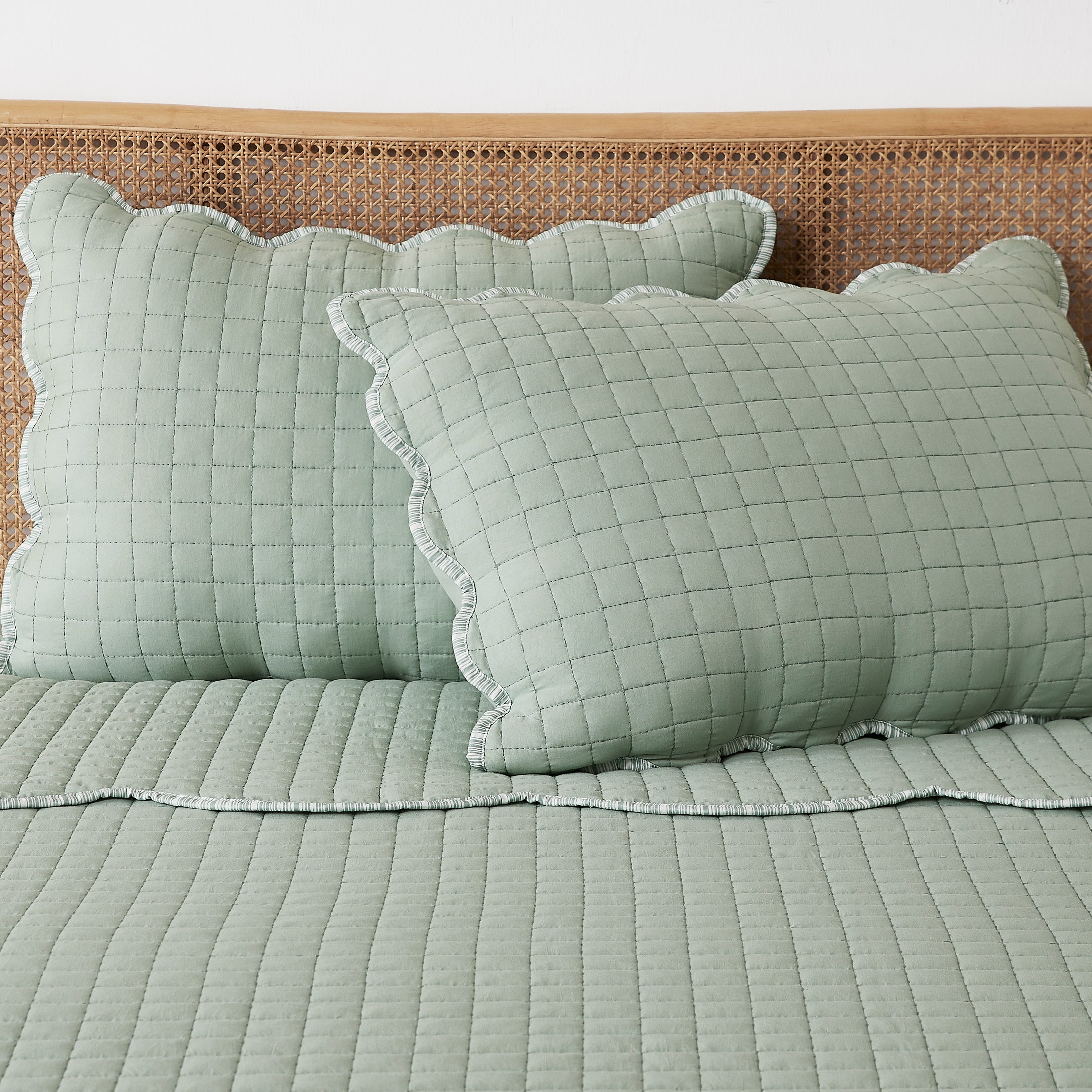Scalloped Coastal Quilt